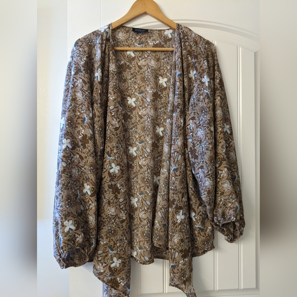 Floral Tie-Front Blouse - Picture 2 of 7